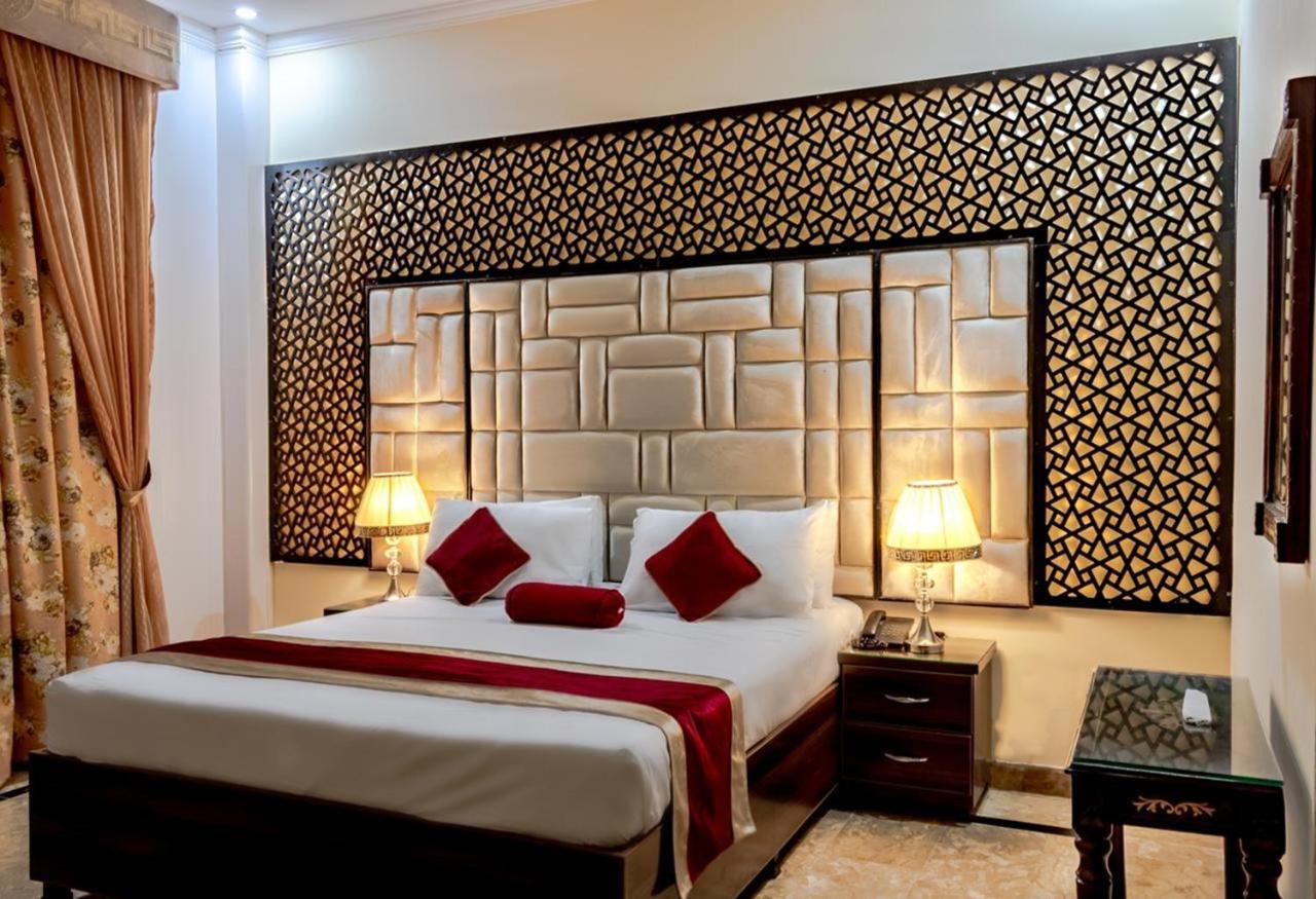Rose Palace Hotel, Gulberg Lahaur Zewnętrze zdjęcie
